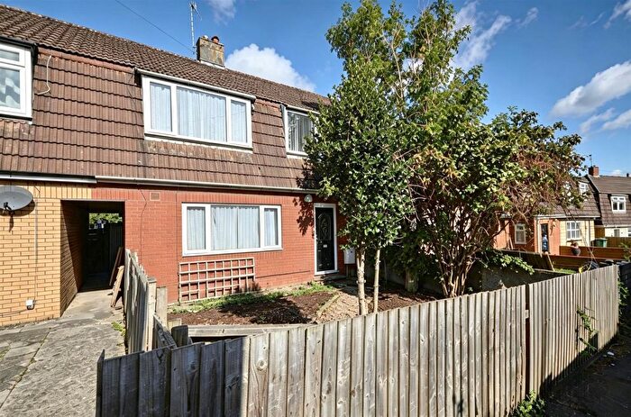 3 Bedroom Terraced House For Sale In Hareclive Road, Bristol, BS13