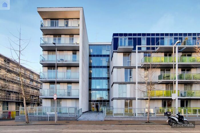 2 Bedroom Flat To Rent In Chadwell Lane, Hornsey, N8