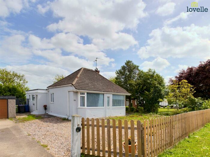3 Bedroom Bungalow For Sale In Saxilby Road, Sturton By Stow, Lincoln, Lincolnshire, LN1