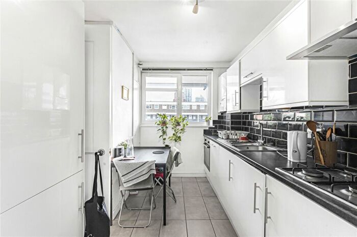 4 Bedroom Maisonette To Rent In Chart Street, London, N1