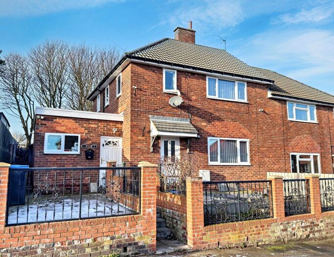 3 Bedroom Semi Detached House For Sale In Smillie Road, Horden, Peterlee, SR8