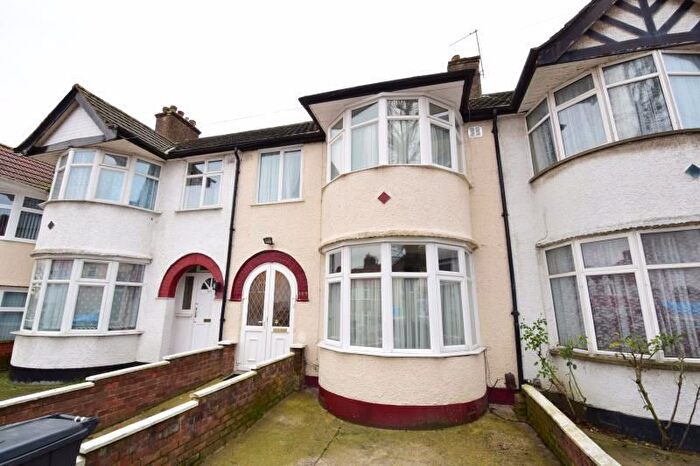 3 Bedroom Terraced House For Sale In Eastcote Avenue, Greenford, UB6