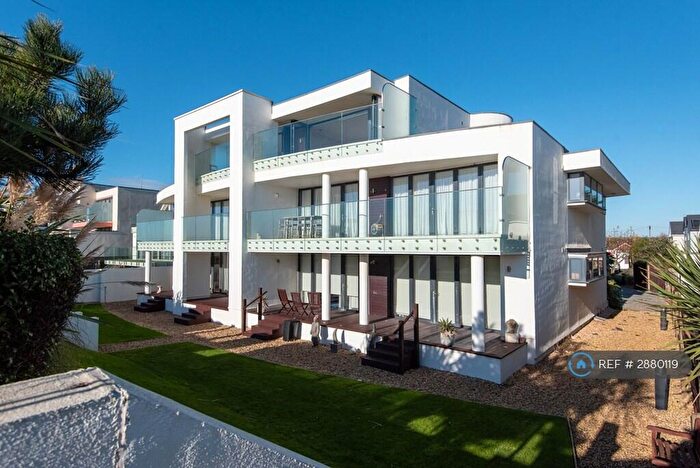 4 Bedroom Penthouse To Rent In Aurora, Goring-By-Sea, Worthing, BN12