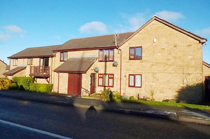 2 Bedroom Flat For Sale In Town Street, Rodley, Leeds, LS13