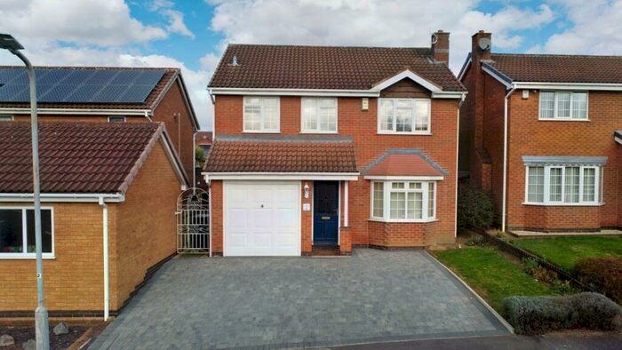 4 Bedroom Detached House To Rent In Wychwood Drive, Trowell Park., NG9