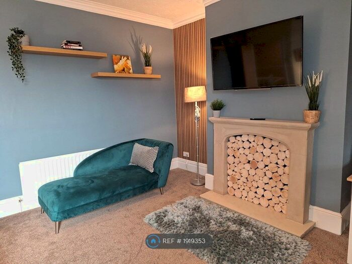 3 Bedroom Flat To Rent In Park Gate, Sunderland, SR6