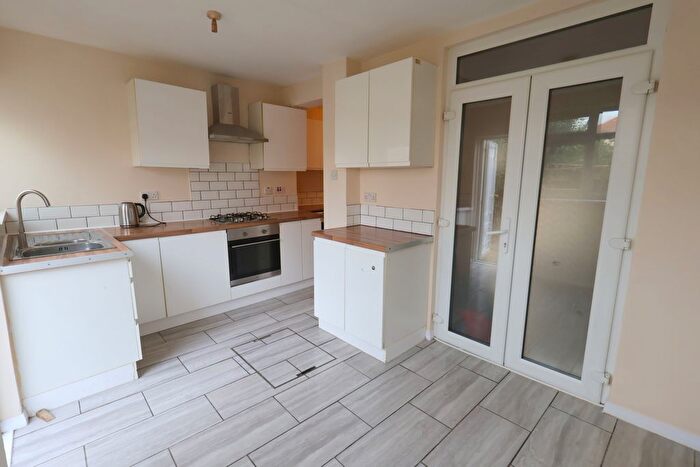3 Bedroom Terraced House To Rent In Kingsmill Gardens, Dagenham, RM9