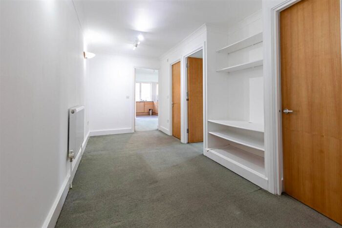 4 Bedroom Apartment To Rent In Regent Court, St John's Wood, NW8