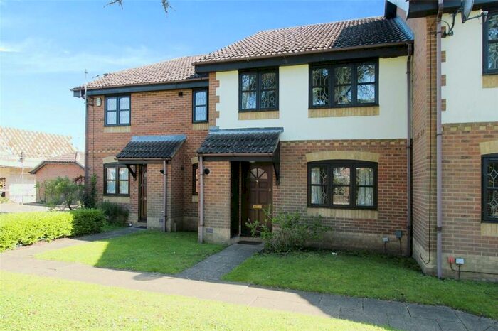 2 Bedroom Terraced House To Rent In Thornbury Green, Twyford, Berkshire, RG10