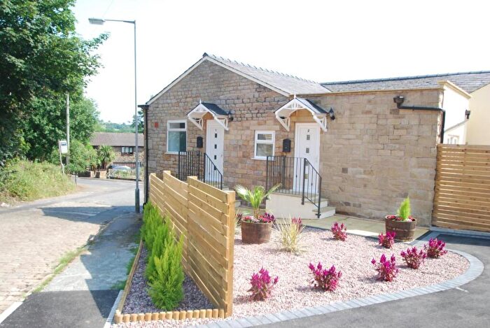 2 Bedroom Apartment To Rent In Walmersley Old Road, Bury, BL9