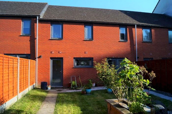 4 Bedroom Terraced House To Rent In Caribee Quarter, Street, BA16