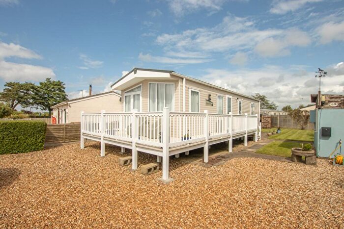 2 Bedroom Caravan For Sale In Shepherds Port Road, Snettisham, PE31