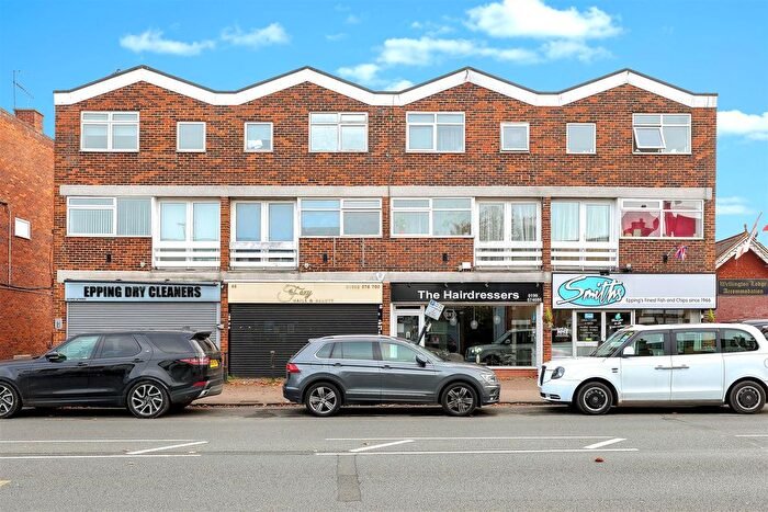 3 Bedroom Flat To Rent In High Street, Epping, CM16