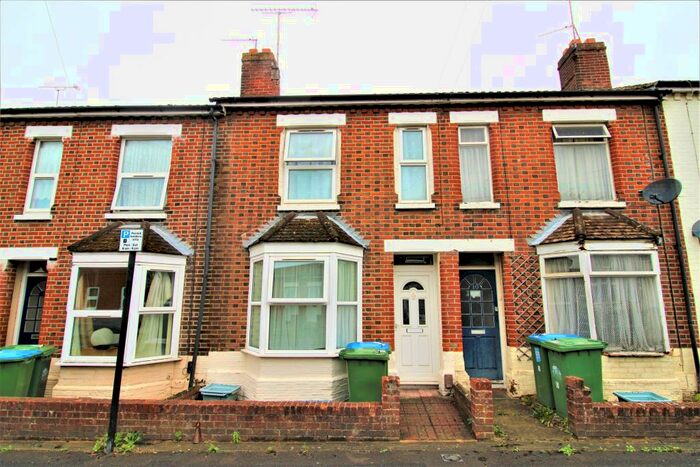 2 Bedroom Terraced House To Rent In Burton Road, Southampton, SO15