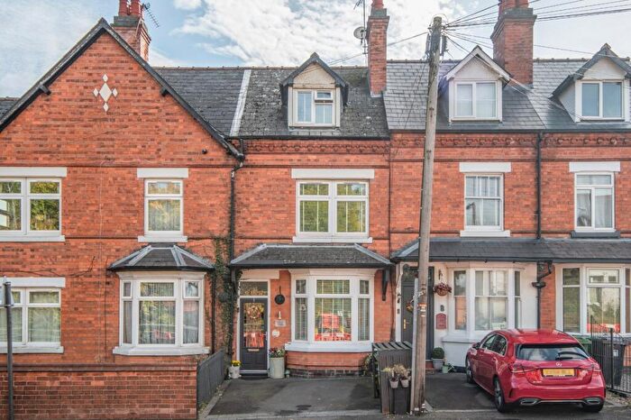 3 Bedroom Terraced House For Sale In Easemore Road, Riverside, Redditch, B98