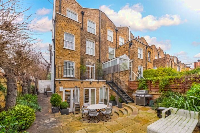 4 Bedroom End Of Terrace House To Rent In Milborne Grove, Chelsea, London, SW10