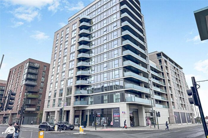 2 Bedroom Flat For Sale In Regal Walk, Bexleyheath, DA6