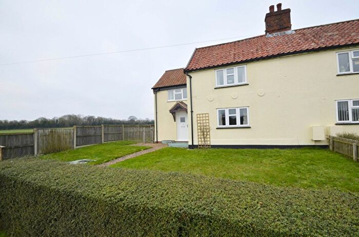 3 Bedroom Cottage To Rent In Topcroft, Bungay, NR35