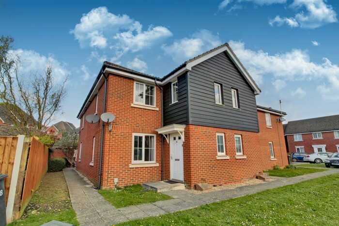 2 Bedroom Semi-Detached House To Rent In Guillemot Close, Stowmarket, IP14