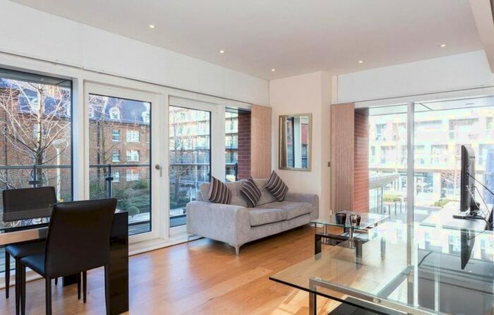 1 Bedroom Flat To Rent In Hepworth Court, Gatliff Road, Grosvenor Waterside, SW1W