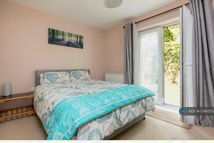 2 Bedroom Flat To Rent In Jericho Farm Close, Liverpool, L17