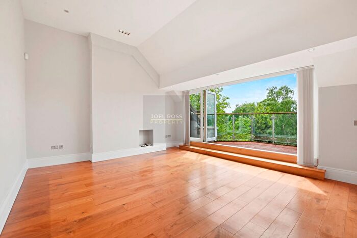 3 Bedroom Flat To Rent In Fitzjohns Avenue, London, NW3