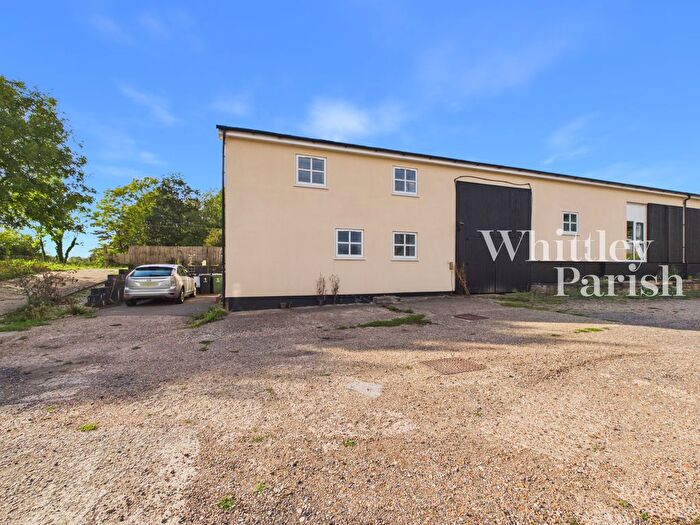 4 Bedroom End Of Terrace House To Rent In Station Buildings, Burston, IP22