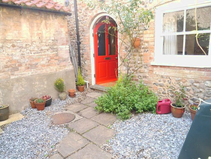 2 Bedroom Cottage To Rent In High Street, Stoke Ferry, PE33