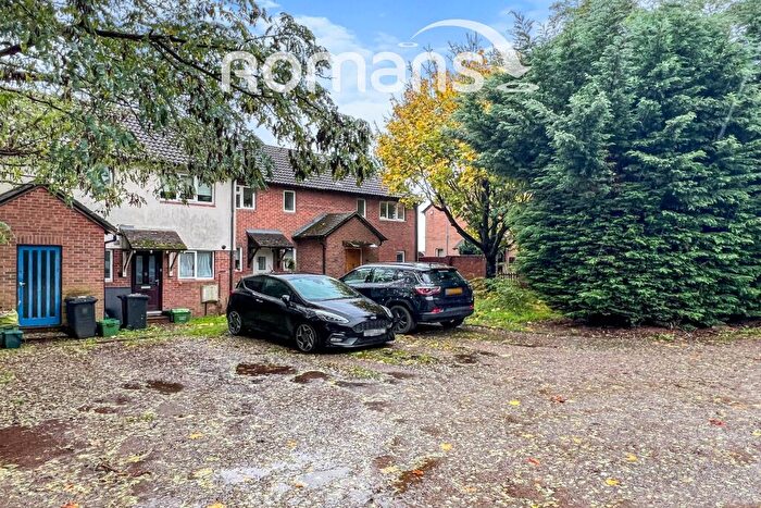 1 Bedroom Maisonette To Rent In Derrick Close, RG31