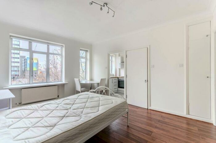 Studio To Rent In Warren Court, Euston Road, London, NW1