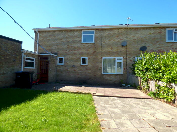 3 Bedroom Semi-Detached House To Rent In Folly Terrace, Pity Me, DH1