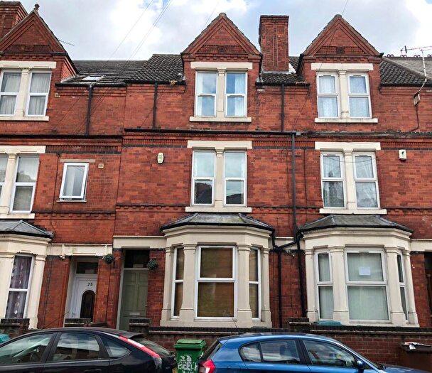5 Bedroom Terraced House For Sale In Beech Avenue, Sherwood Rise, Nottingham, NG7