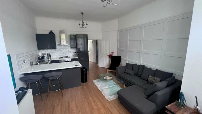 2 Bedroom Flat To Rent In Anerley Park, London, SE20