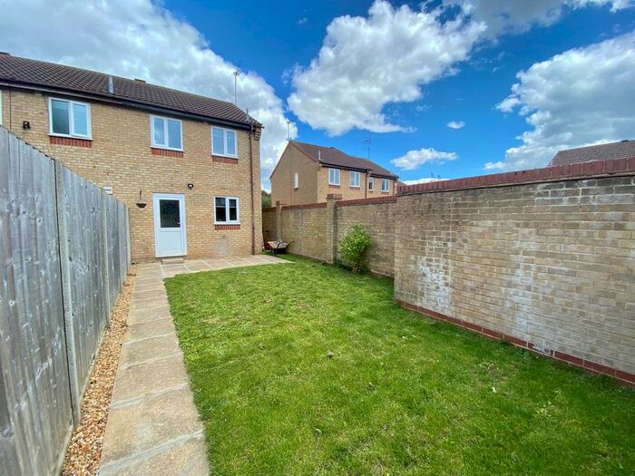 2 Bedroom End Of Terrace House To Rent In Bure Close, Watlington, King's Lynn, PE33