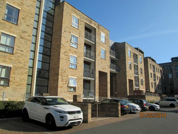 2 Bedroom Flat To Rent In Deakins Park, Egerton BL7