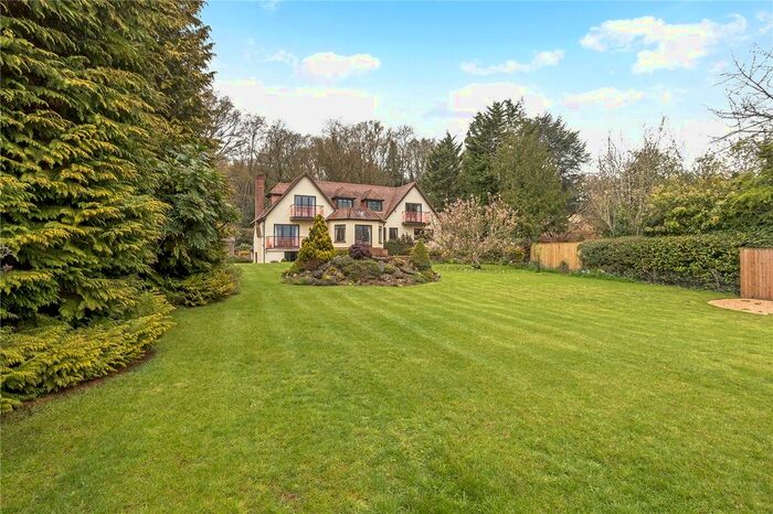 6 Bedroom Detached House For Sale In Marlow Common, Marlow, Buckinghamshire, SL7