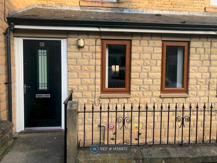 2 Bedroom Terraced House To Rent In Lambgates, Hadfield, Glossop, SK13