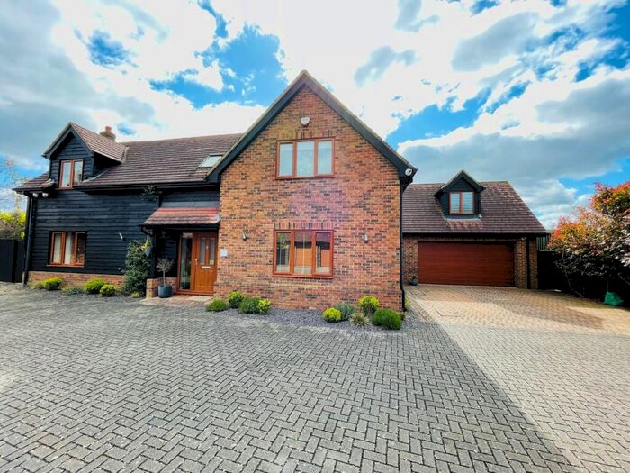 5 Bedroom Detached House For Sale In Merchant Lane, Cranfield, Bedford, MK43