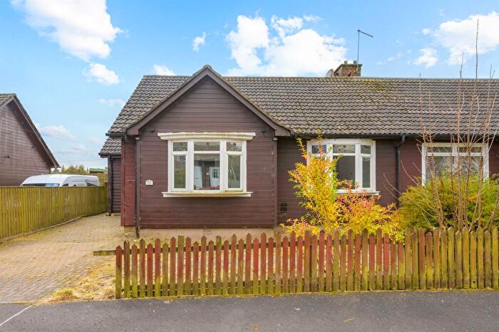 3 Bedroom Semi-Detached Bungalow For Sale In Croftfoot Drive, Fauldhouse, EH47