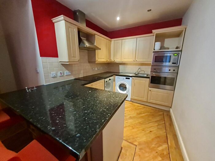 2 Bedroom House To Rent In Stephenson House, Pullman Court, Morley, LS27