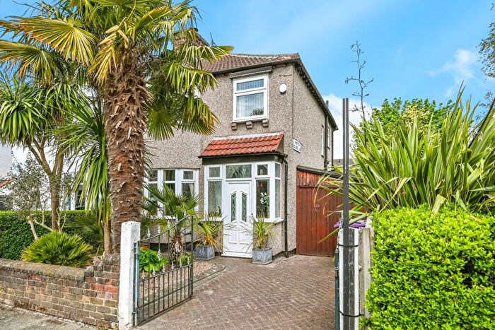 3 Bedroom Semi Detached House For Sale In Stairhaven Road, Liverpool, Merseyside, L19