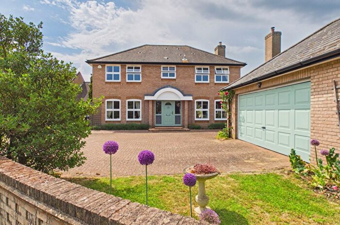 4 Bedroom Detached House For Sale In The Spinney, Cottenham, CB24