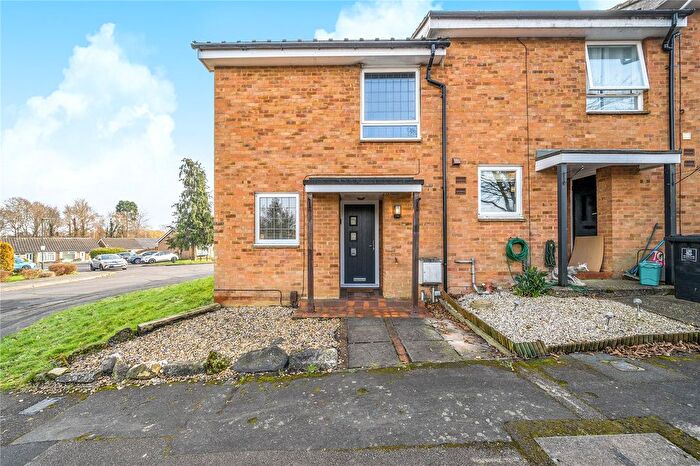 3 Bedroom End Of Terrace House For Sale In Mint Walk, Knaphill, Woking, Surrey, GU21