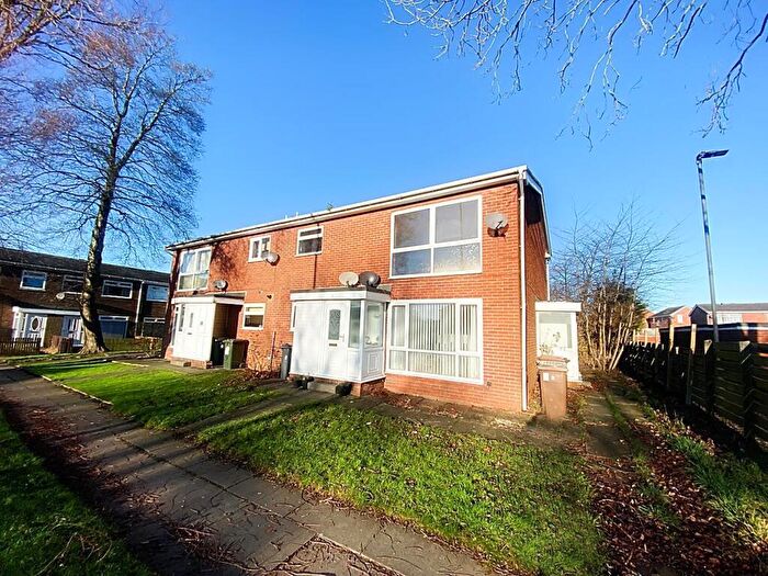 2 Bedroom Apartment For Sale In Augusta Court, Wallsend, NE28