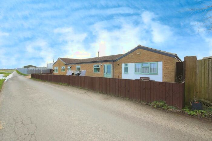 6 Bedroom Detached Bungalow For Sale In Euximoor Drove, Christchurch, Wisbech, PE14