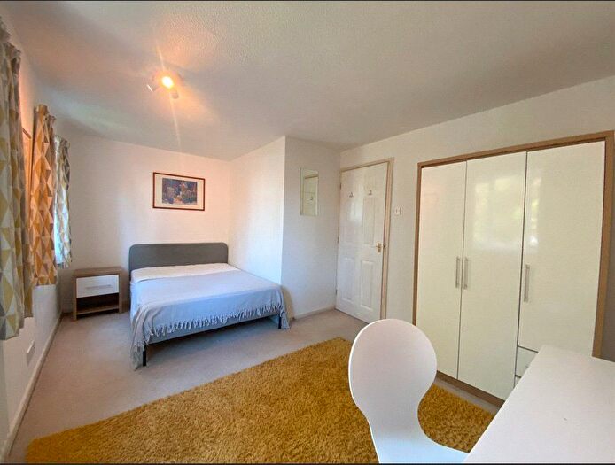 4 Bedroom End Of Terrace House To Rent In Kirby Place, Oxford, OX4