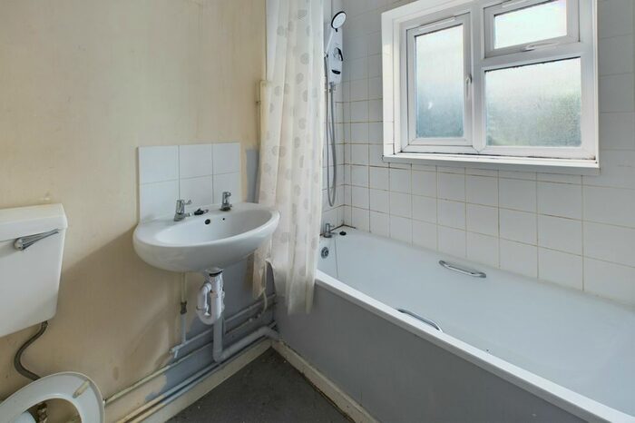 2 Bedroom Flat For Sale In Green End, Landbeach, Cambridge, CB25