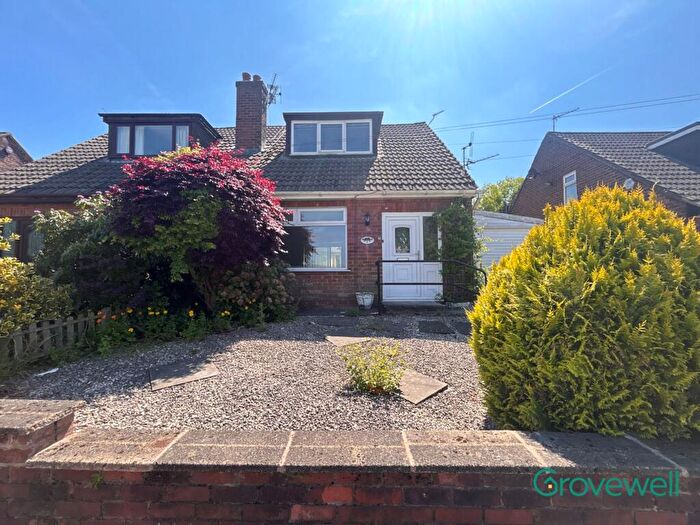 3 Bedroom Semi-Detached House To Rent In Hill Top Road, Worsley, Manchester, M28