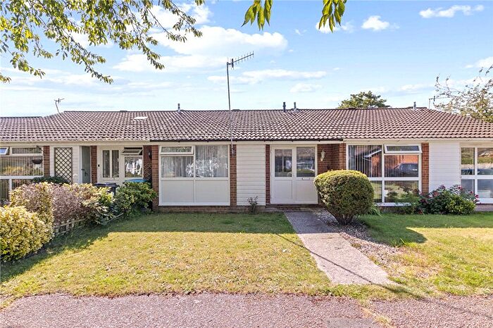 2 Bedroom Terraced Bungalow For Sale In Westfield, Bognor Regis, PO22