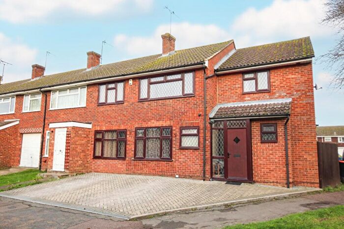 4 Bedroom House For Sale In White Horse Close, Hockliffe, Leighton Buzzard, Bedfordshire, LU7